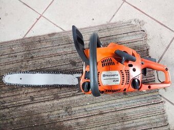 Husqvarna 236