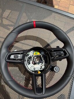 Porsche 911 model 992 - volant