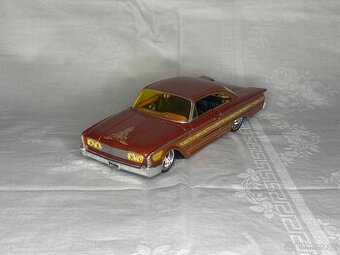 1960 Ford Starliner (kovový, sběratelský)