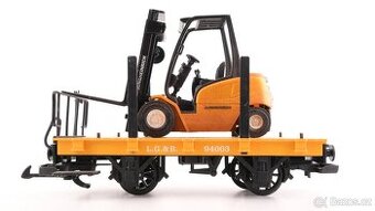 LGB 94003 klanicový vůz s vysokozdvižným vozíkem
