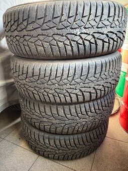 Pneu Nokian zimní 195/65R15
