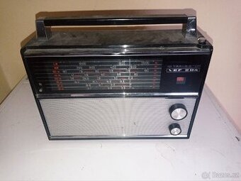Rádio VEF 204
