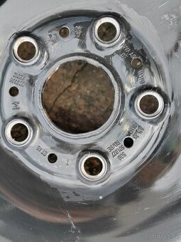 Plechové disky 5x112 R16" s poklicemi.Škoda,VW atd...