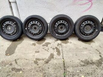 Ocelová kola 6,5Jx 16, 5x114,3, ET 45, letní pneu 205/55 R16