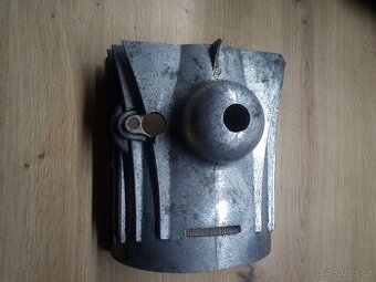 Prodam kryt karburátoru na jawa,cz