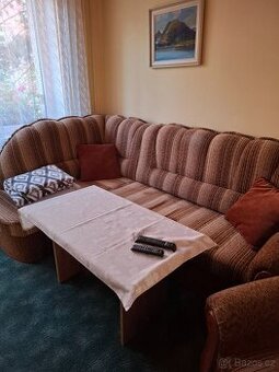 Sedací souprava + křeslo ušák