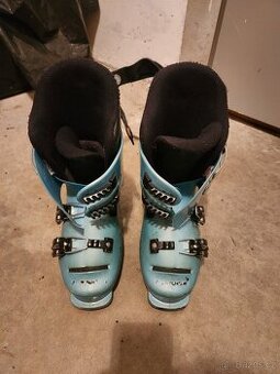 Prodám dětské lyžáky