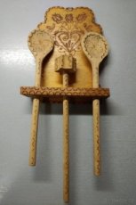 Dřevěné vařečky s folklórním motivem