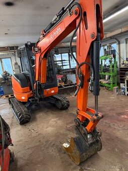 Pásový minibagr Kubota U35