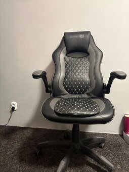 🪑 Herní židle CONNECT IT Matrix Pro – černá