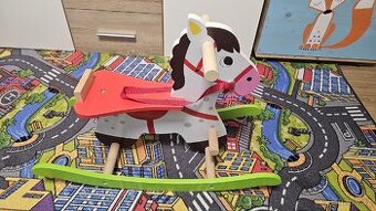 Konik -houpaci koník