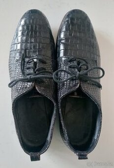 moc hezké kožené polobotky Walking 39