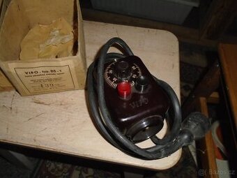 VIPO - typ. DS - 1 časový elektrický vypínač, retro