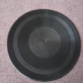 Gumový kotouč na gramofon