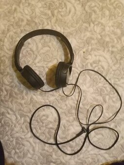 Sony sluchátka – kvalitní, pohodlná, funkční