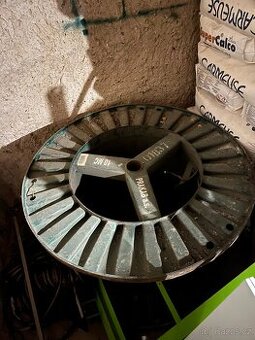 Kabel CYKY-J 4x2,5 cca 300m