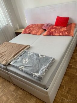 Prodám manželskou postel 180x200cm