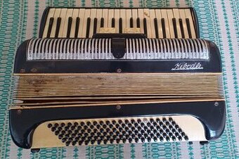 Akordeon, historická harmonika, pianovka Kebrle