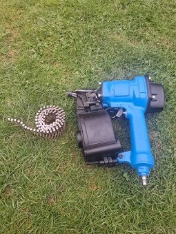 Hřebíkovačka Bea 550 DC