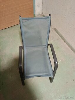 Dětská kovová židlička Jysk +kovový botník