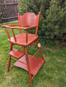 Jídelní židlička retro dřevěná