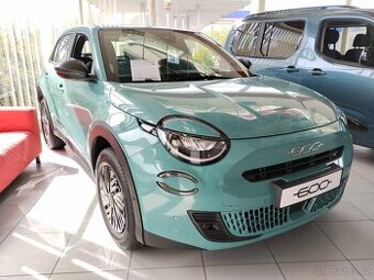 Fiat 600 1.2T Hybrid 100k MHEV eDCT6