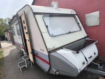 Karavan Adria 2+2 děti