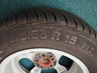 Alu kola z jedničkové Octavie 195/65 R15
