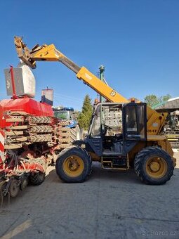 Teleskopický nakladač manipulátor jcb 535-67