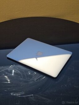 MacBook Air 13" (2014) - 1