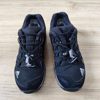Dětské Gore-Tex tenisky Adidas vel. 34