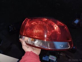 Volkswagen Golf 5 světlo zadní pravé.