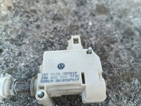 VW , Audi , Opel motorek , centrál , zámek SG7