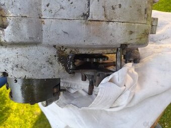 motor CZ 150