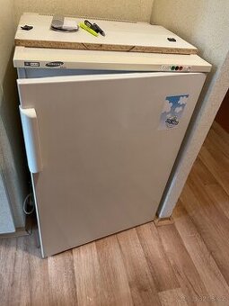 Mrazák Samsung Calex volnestojici