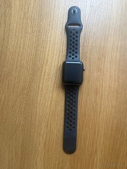 Apple watch 3 (serie Nike)