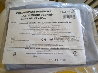 Polohovací pomůcka "Klín mezikolenní" zn. Halmcamp