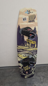 Wakeboard DUP Seven park 137 + vázání Liquid Force Index
