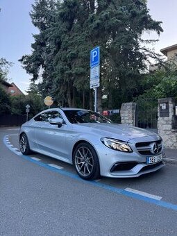 Mercedes Benz C63 AMG, 1 majitel, ČR