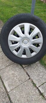 Plechové disky “15 včerně zimních pneu