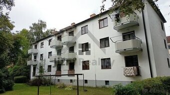 Byt 2+1 s balkónem, 2 patro, 55m2, Nerudova, ČB