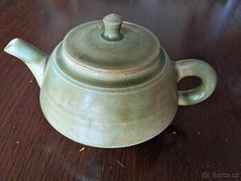 keramická konvice