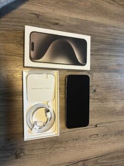 Apple iPhone 15 Pro 256GB Přírodní titan