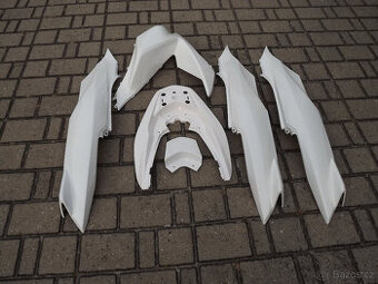 Honda PCX 125 rok 2016 - nové lakované plasty.