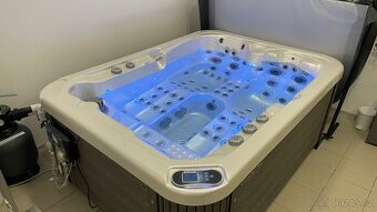 VÍŘIVKA CANADIAN SPA 2023 PREMIUM + ASIN AQUA Stěhování