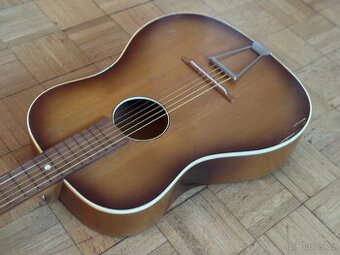 Akustická kytara