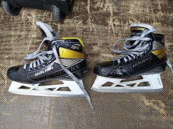 Brankářské brusle Bauer vel. 6EE