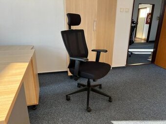 Kancelářská židle