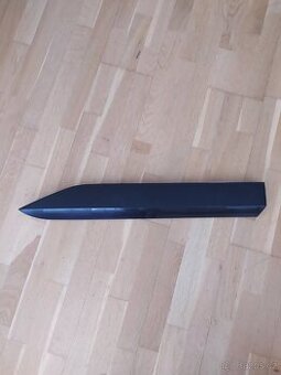 Pz lišta na Škoda Superb černá magická barva