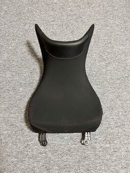 Komfortní sedlo řidiče Honda NT1100